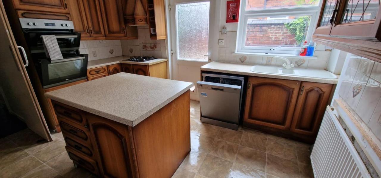 Mcf Short Stay Accommodation - Handsworth Birmingham Eksteriør billede