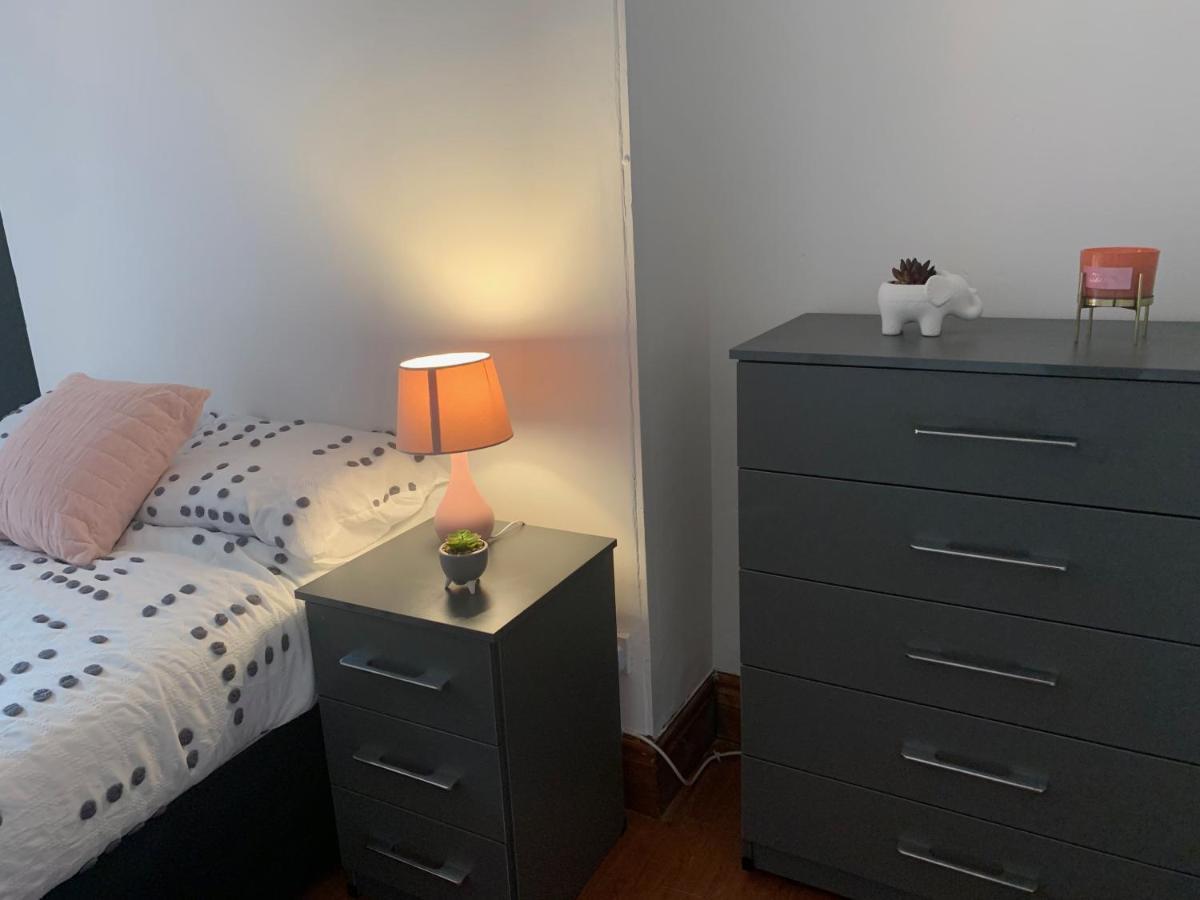 Mcf Short Stay Accommodation - Handsworth Birmingham Eksteriør billede