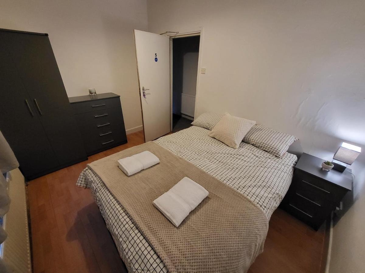 Mcf Short Stay Accommodation - Handsworth Birmingham Eksteriør billede