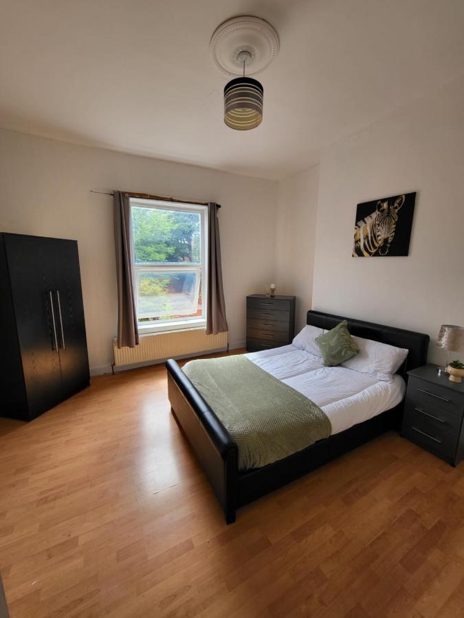 Mcf Short Stay Accommodation - Handsworth Birmingham Eksteriør billede